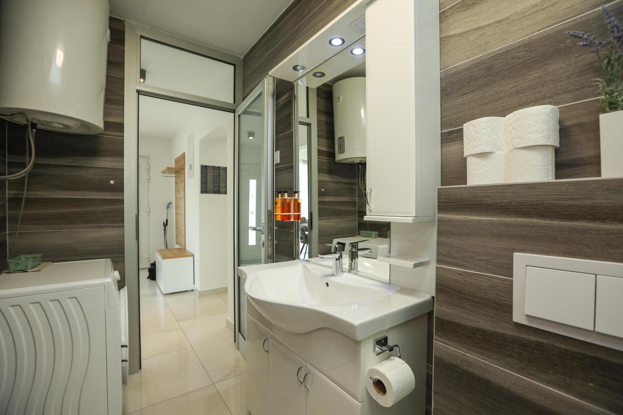 Km Exclusive Apartment *